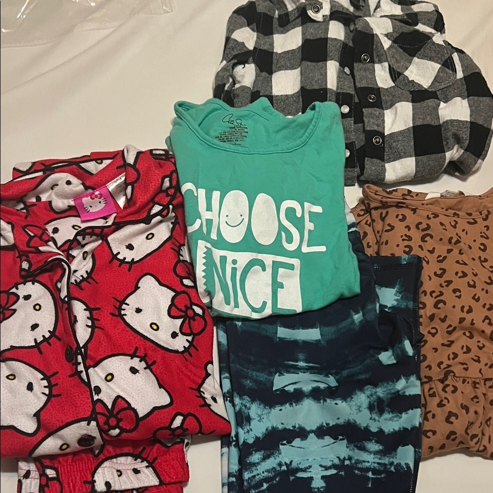 Girls 7/8 bundle, hello kitty pjs, pearl snap, leggings and long sleeve dress